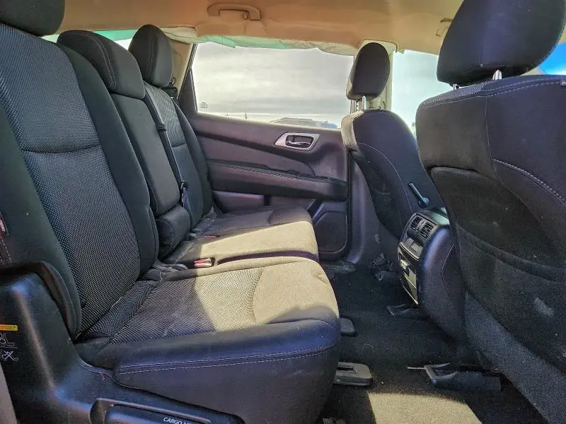 2019 NISSAN PATHFINDER S  