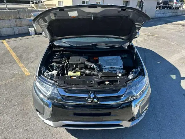 2018 MITSUBISHI OUTLANDER SE