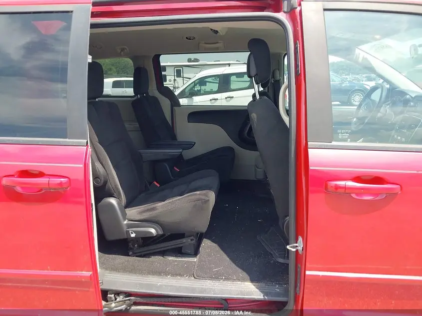 2015 DODGE GRAND CARAVAN SE