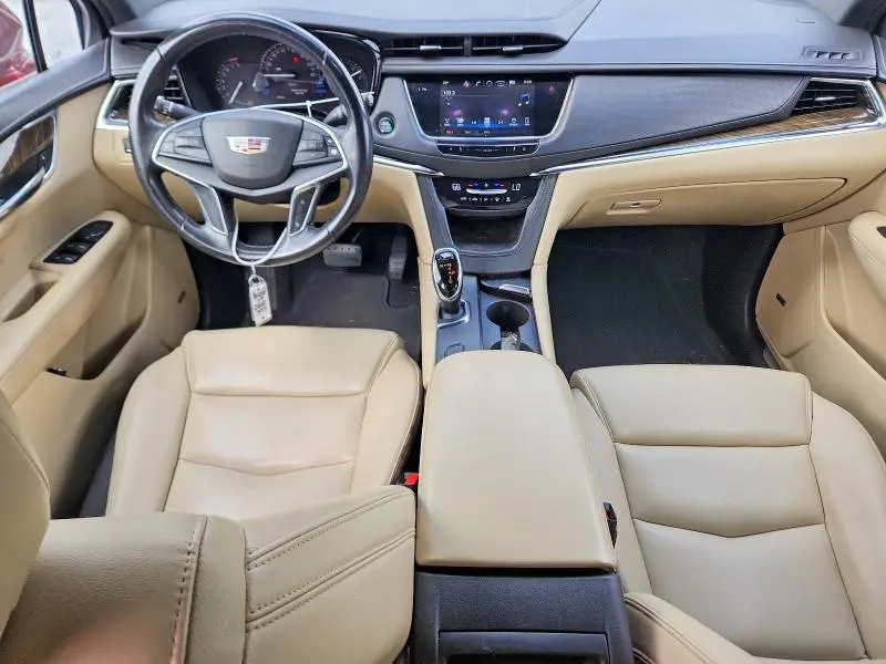 2017 CADILLAC XT5   