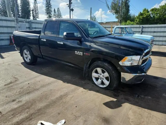 2016 RAM 1500 SLT  