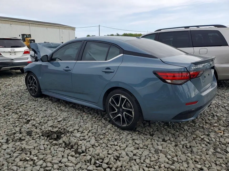 2024 NISSAN SENTRA SR  