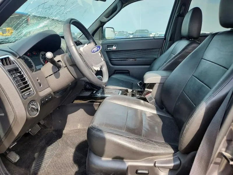 2010 FORD ESCAPE LIMITED  