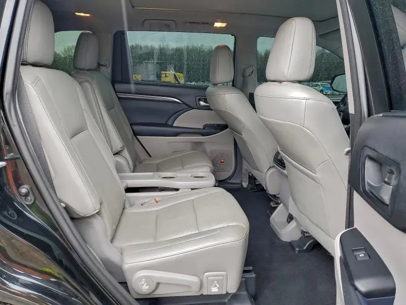 2015 TOYOTA HIGHLANDER LIMITED  