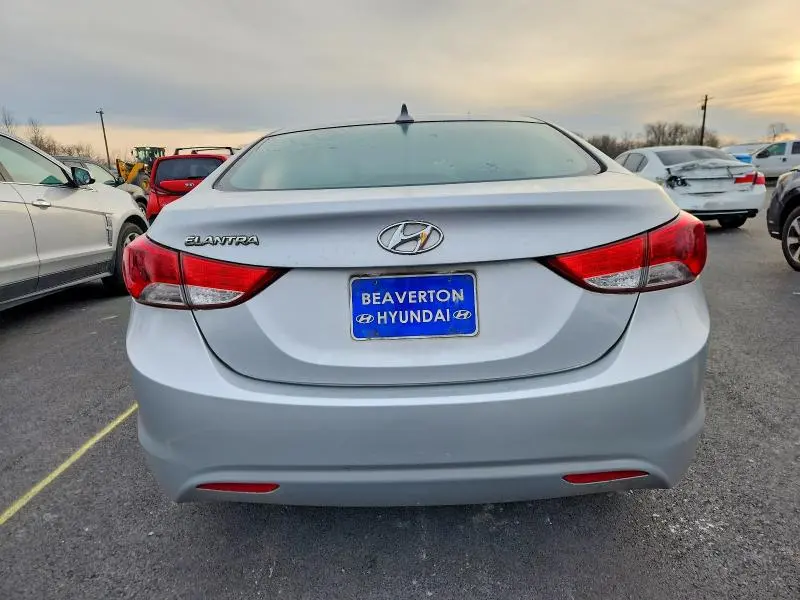 2013 HYUNDAI ELANTRA GLS  