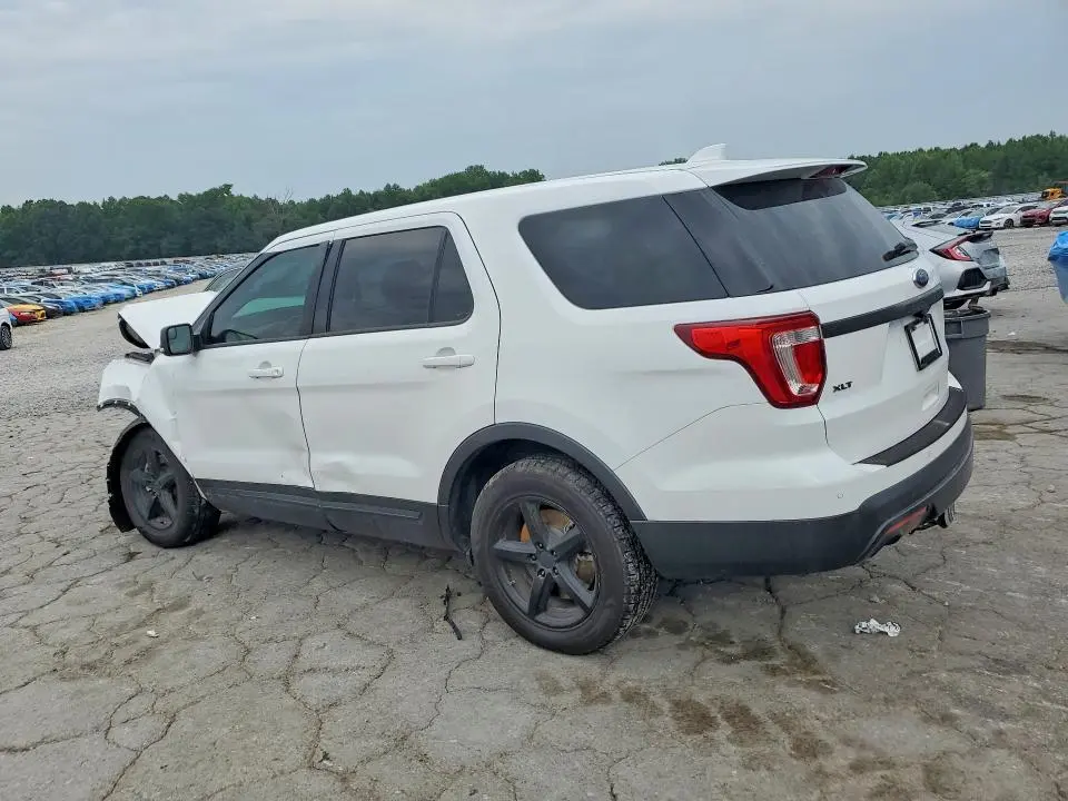 2017 FORD EXPLORER XLT  