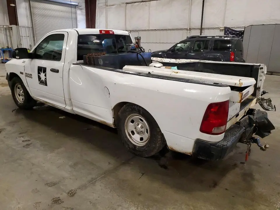 2016 RAM 1500 ST  