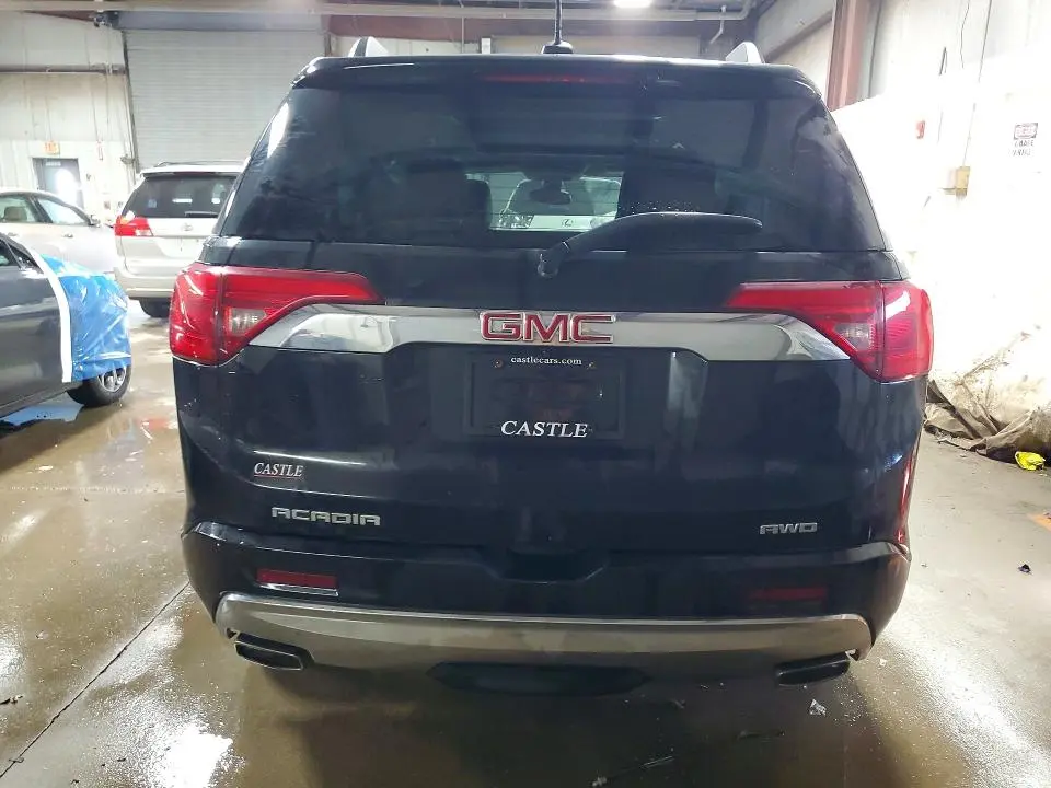 2018 GMC ACADIA DENALI  