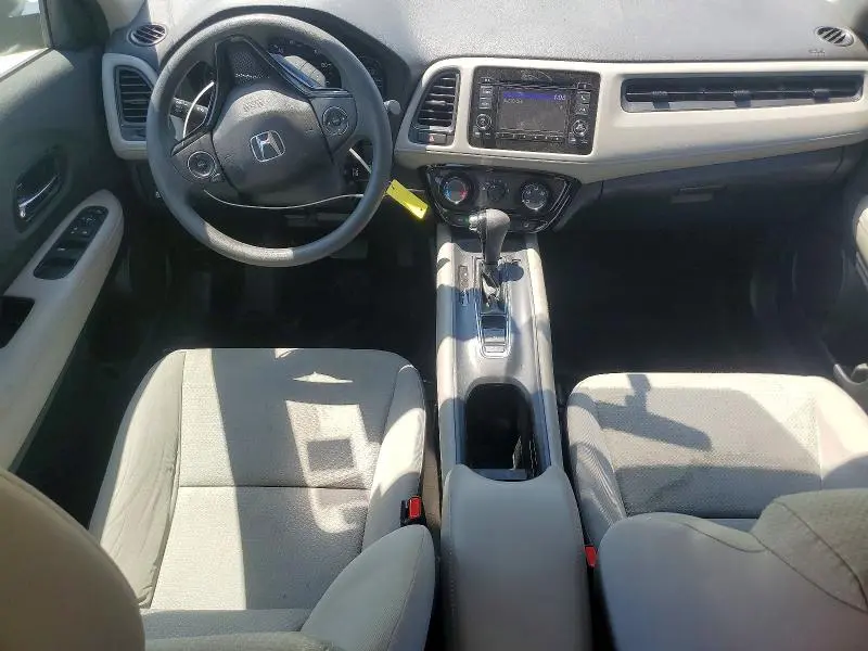 2022 HONDA HR-V LX  