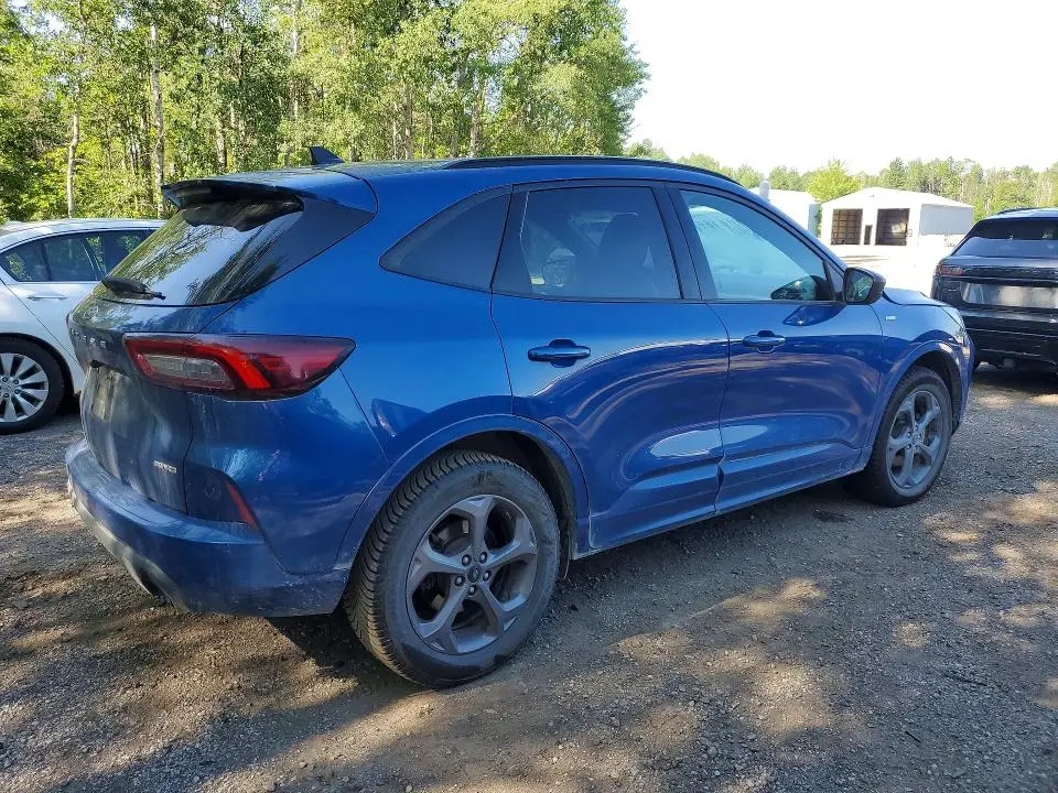 2023 FORD ESCAPE ST LINE  