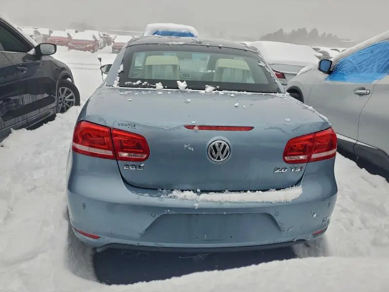 2015 VOLKSWAGEN EOS LUX  