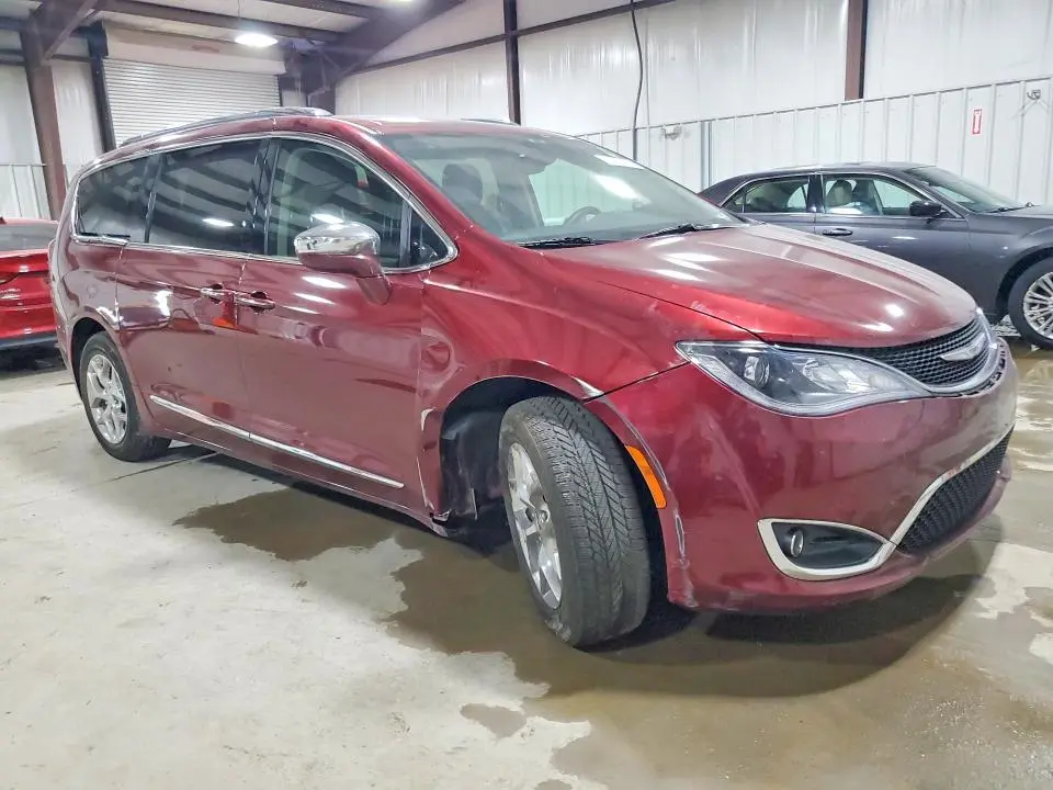2018 CHRYSLER PACIFICA LIMITED  