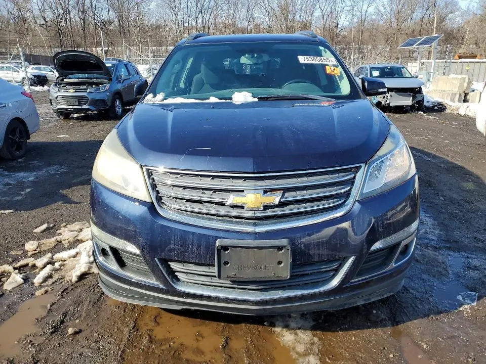 2015 CHEVROLET TRAVERSE LT  
