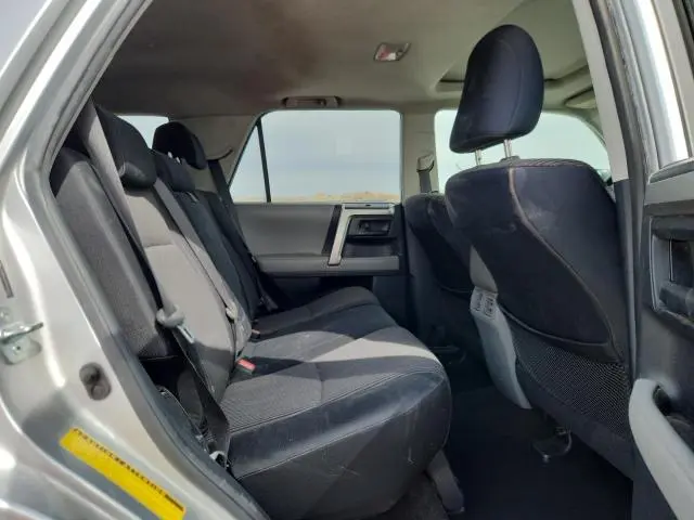 2010 TOYOTA 4RUNNER SR5  