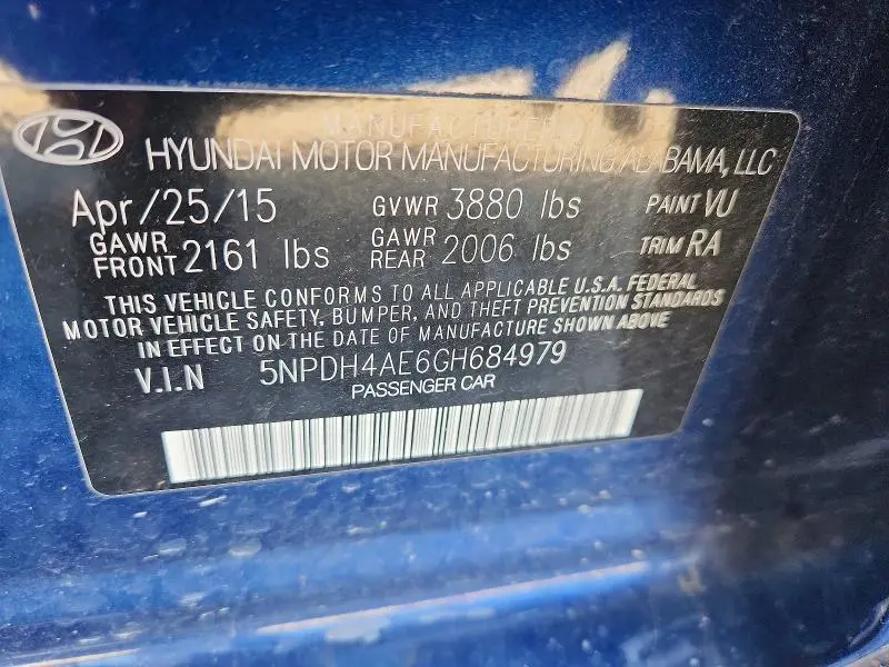 2016 HYUNDAI ELANTRA SE  