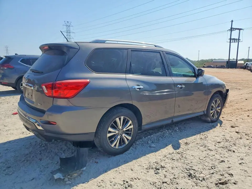 2017 NISSAN PATHFINDER SV  