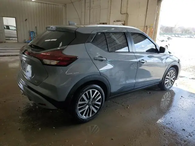 2022 NISSAN KICKS SV  