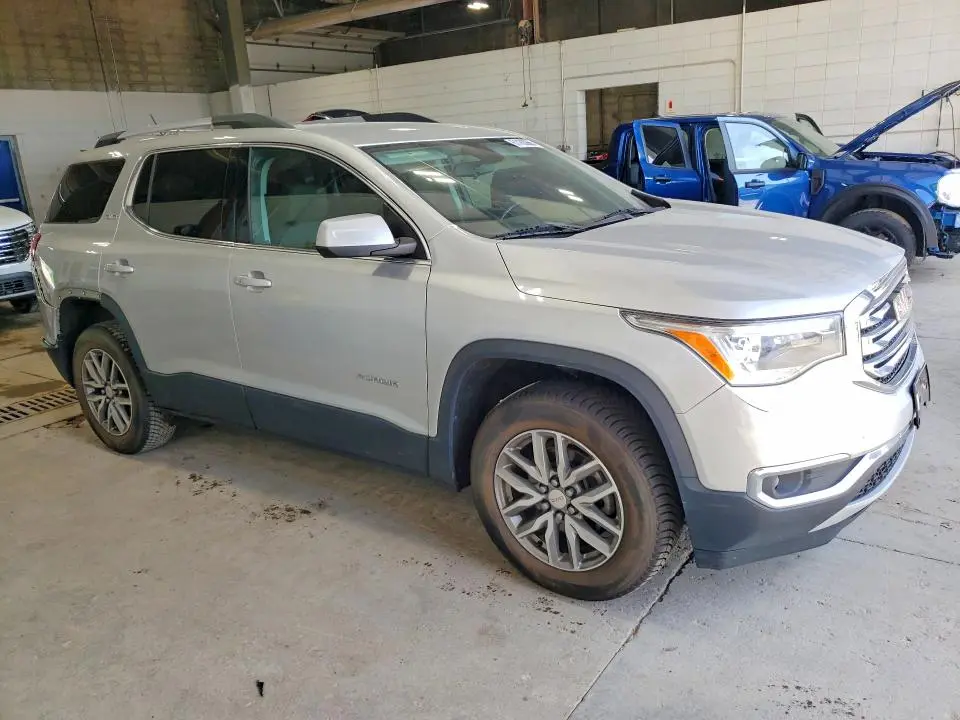 2017 GMC ACADIA SLE  