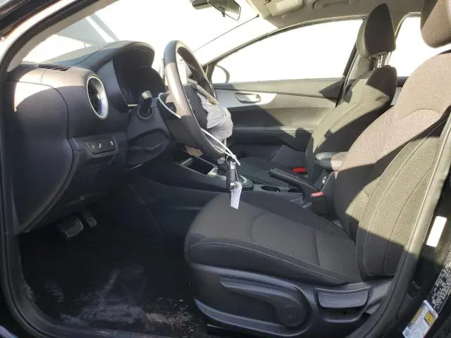 2024 KIA FORTE LX  