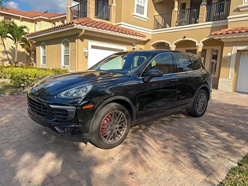 2018 PORSCHE CAYENNE   