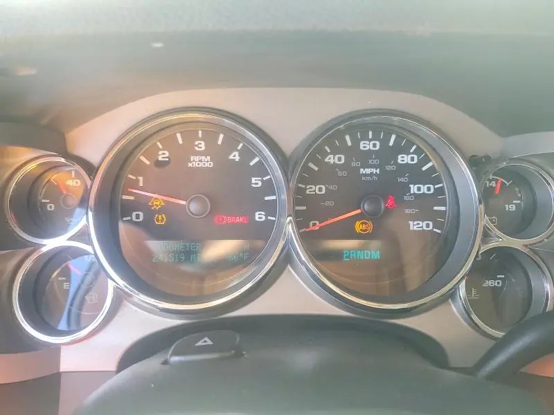 2011 CHEVROLET SILVERADO C1500 LT  