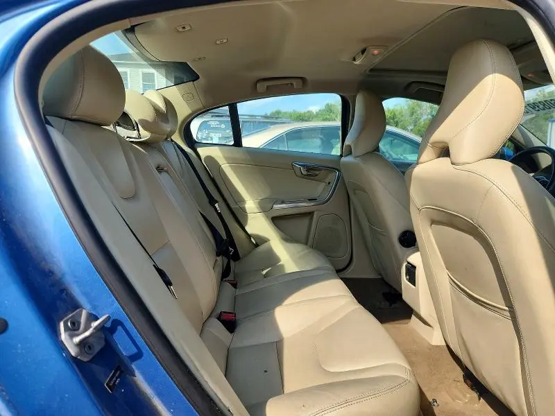 2015 VOLVO S60 PREMIER  