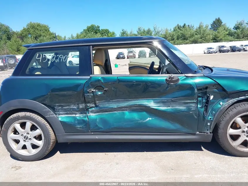 2010 MINI COOPER S  