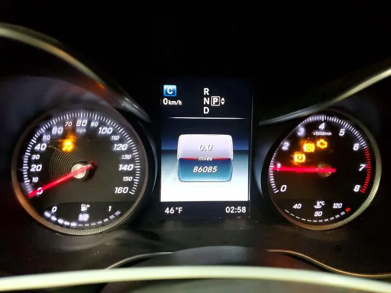 2015 MERCEDES-BENZ C 300  