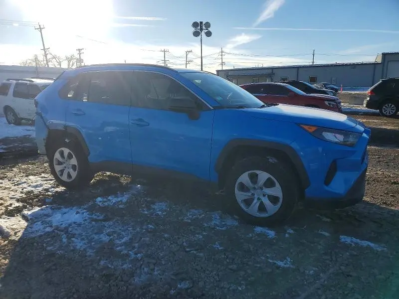 2020 TOYOTA RAV4 LE  