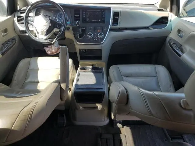 2015 TOYOTA SIENNA XLE  