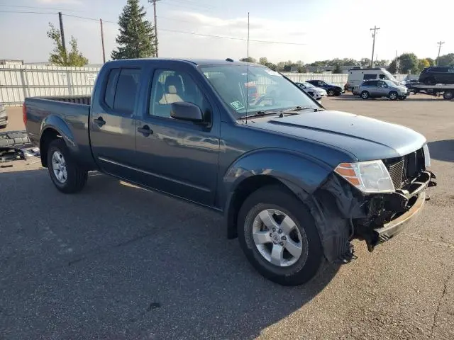 2013 NISSAN FRONTIER SV  