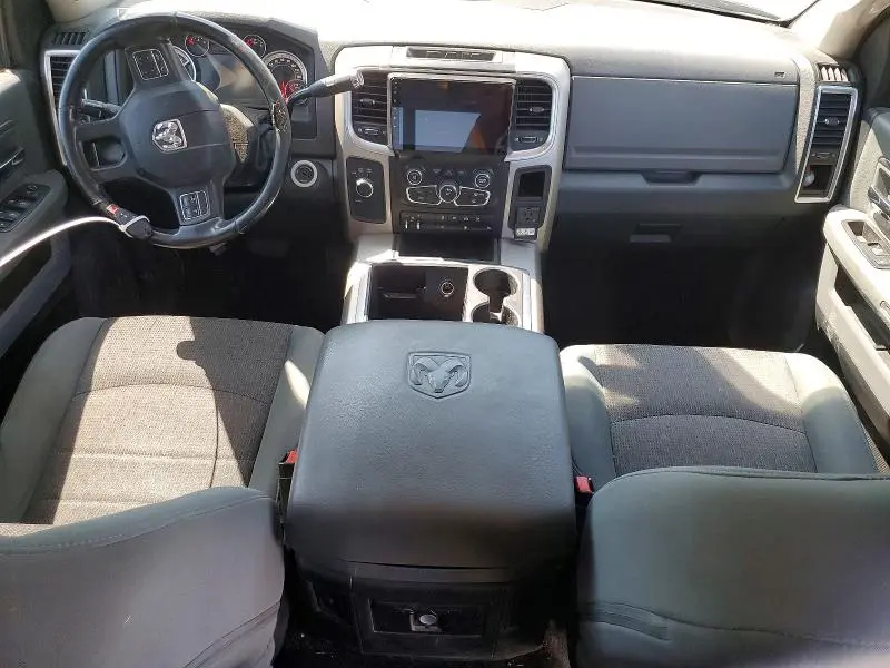 2015 RAM 2500 SLT  