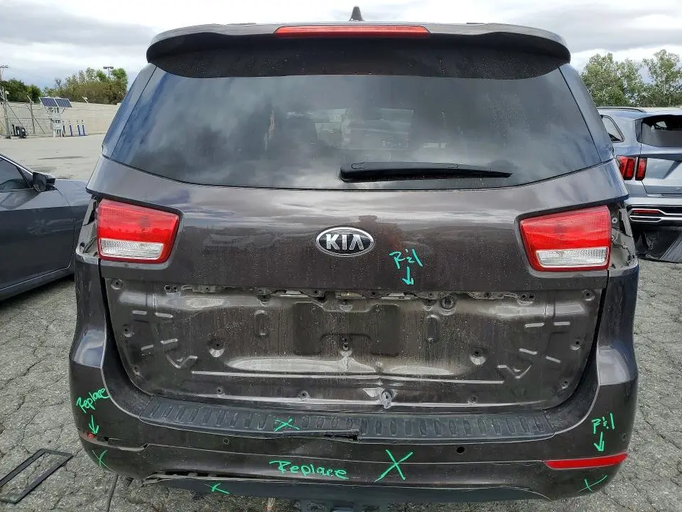 2016 KIA SEDONA LX  