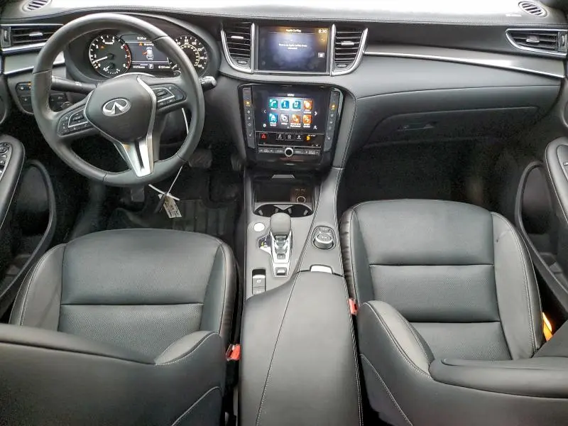 2022 INFINITI QX50 LUXE  