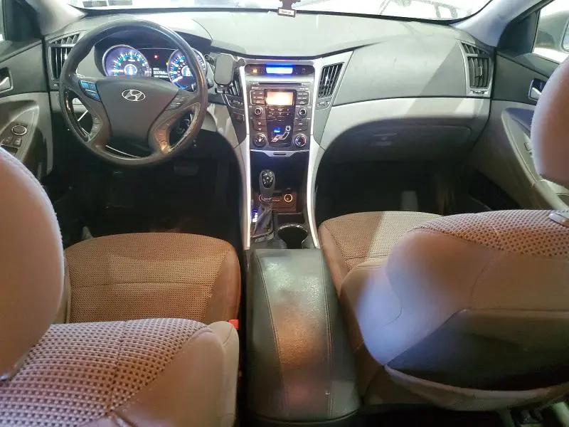 2011 HYUNDAI SONATA GLS  