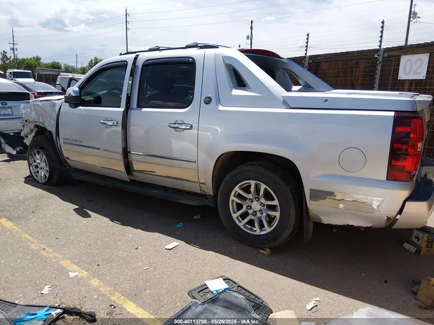 2013 CHEVROLET AVALANCHE LTZ