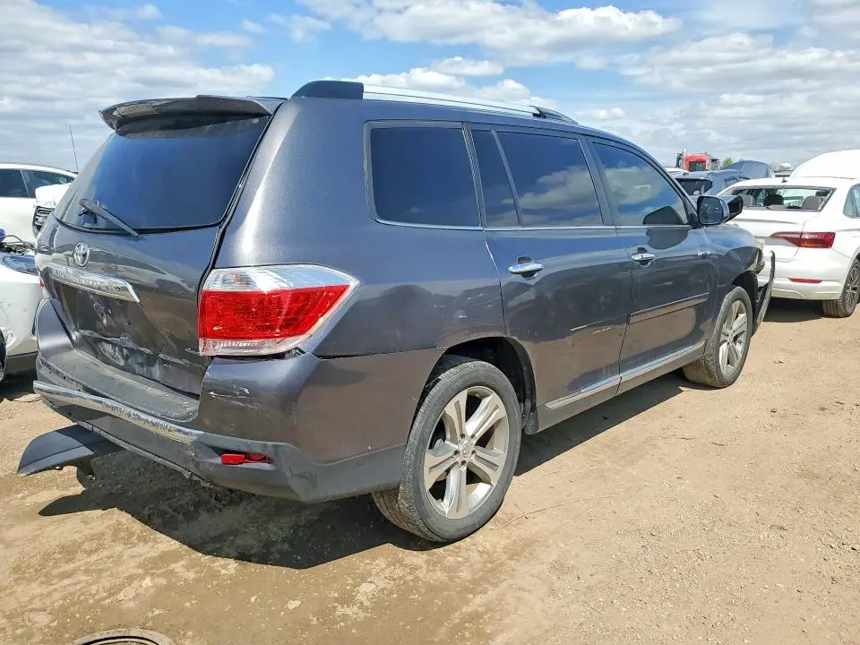 2011 TOYOTA HIGHLANDER LIMITED  