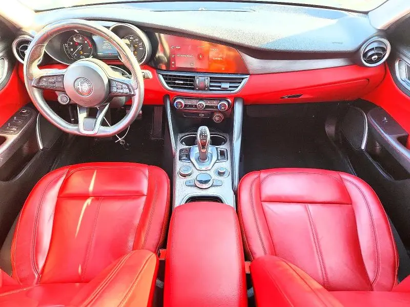 2021 ALFA ROMEO GIULIA   