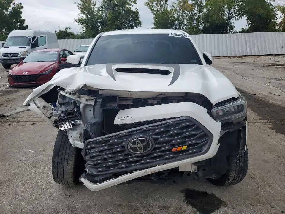 2021 TOYOTA TACOMA TRD SPORT  