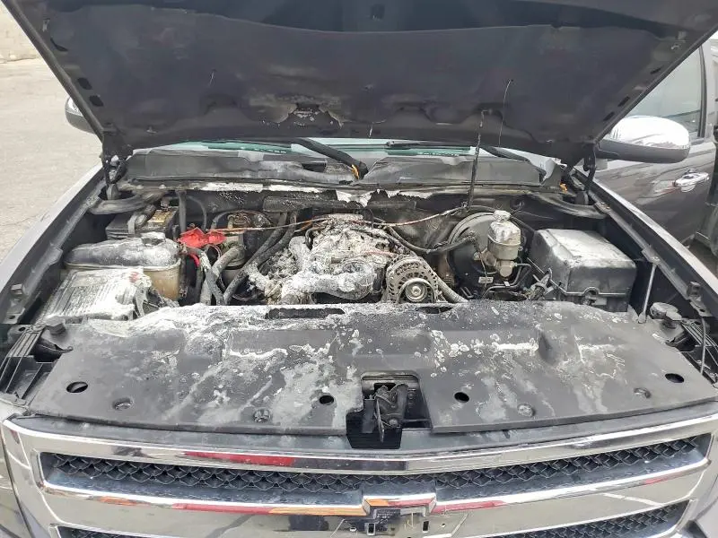2011 CHEVROLET SILVERADO C1500 LT  