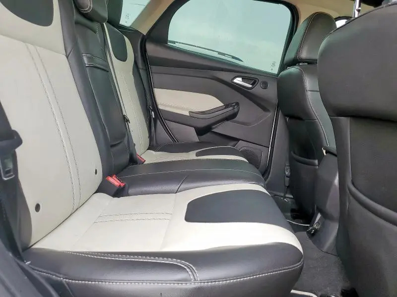 2014 FORD FOCUS TITANIUM  