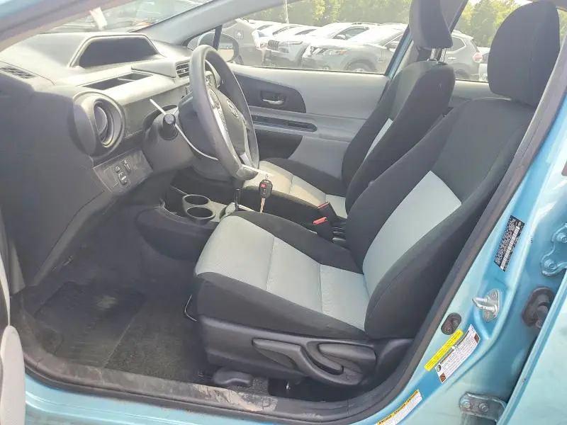 2013 TOYOTA PRIUS C TWO  