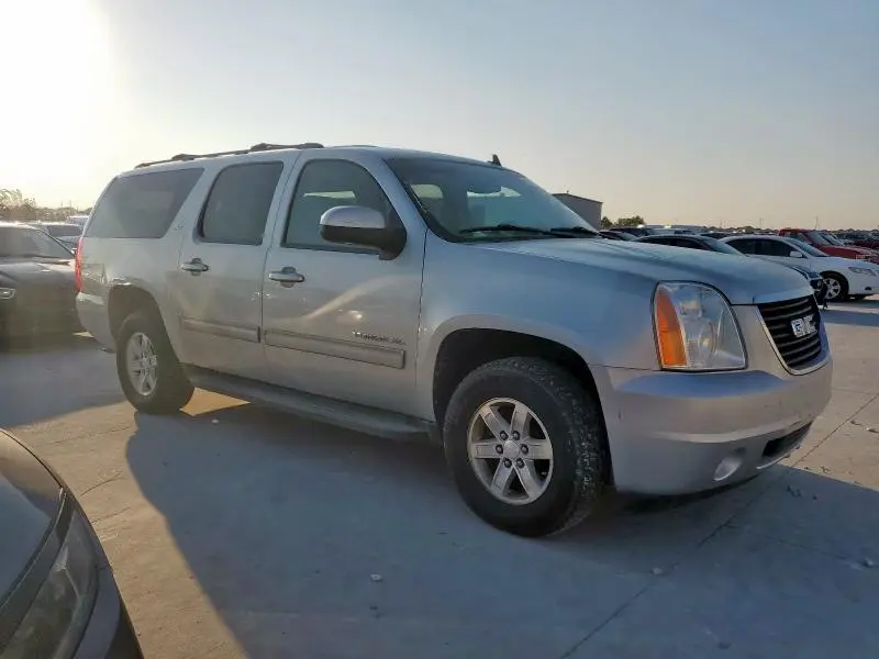 2011 GMC YUKON XL K1500 SLT  