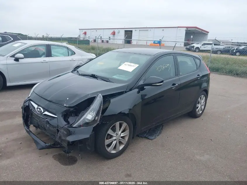 2014 HYUNDAI ACCENT SE