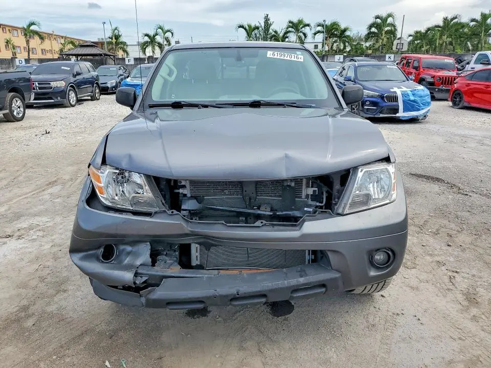 2021 NISSAN FRONTIER SV  