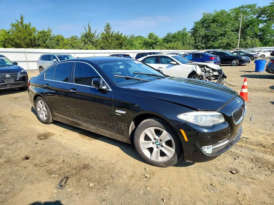 2012 BMW 528 XI  