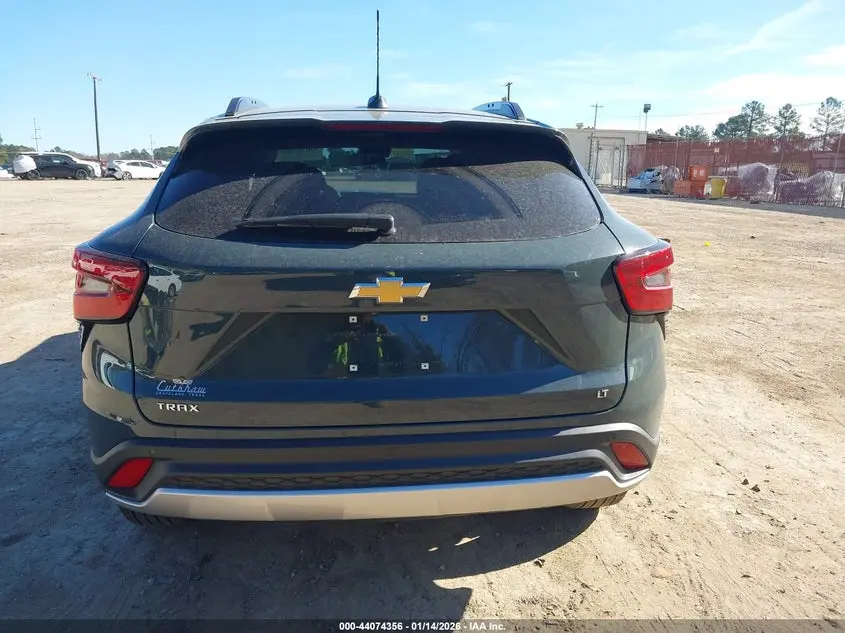 2025 CHEVROLET TRAX FWD LT