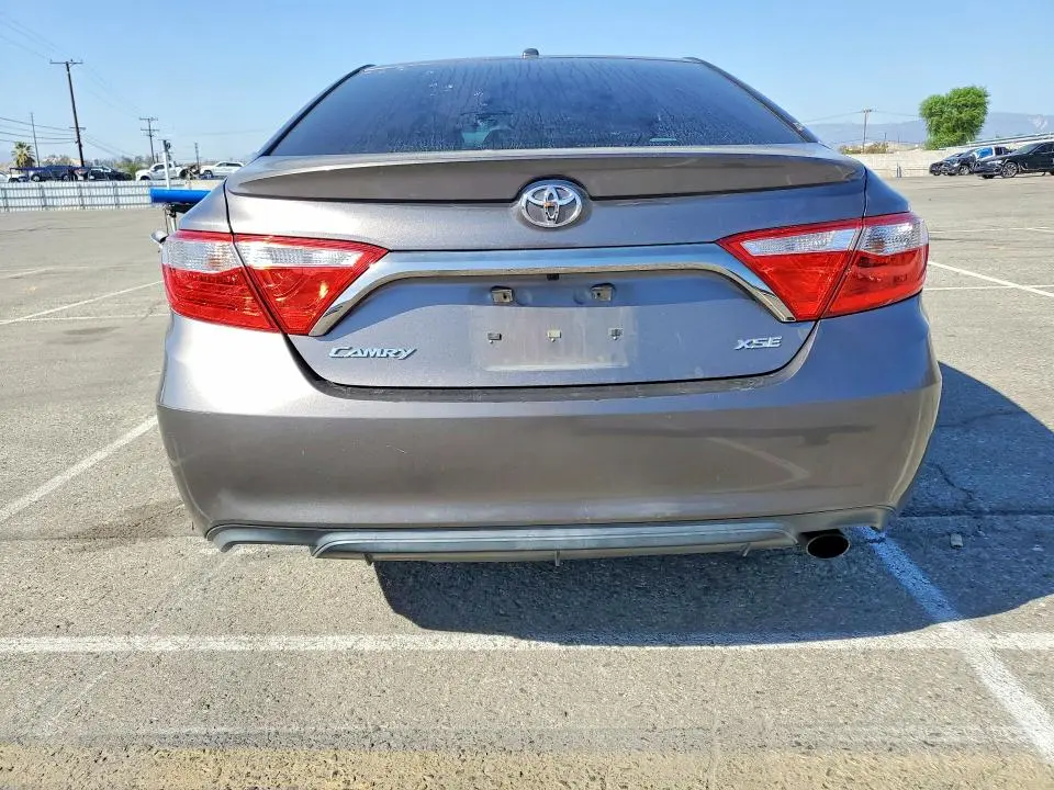 2015 TOYOTA CAMRY XSE  