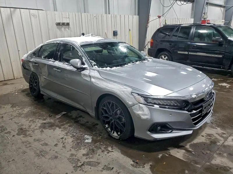 2022 HONDA ACCORD TOURING HYBRID  