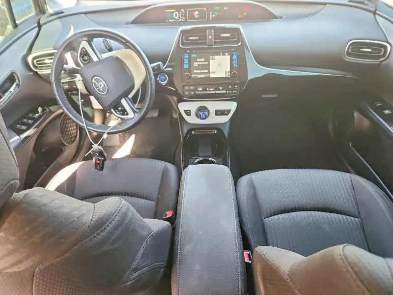 2018 TOYOTA PRIUS THREE  